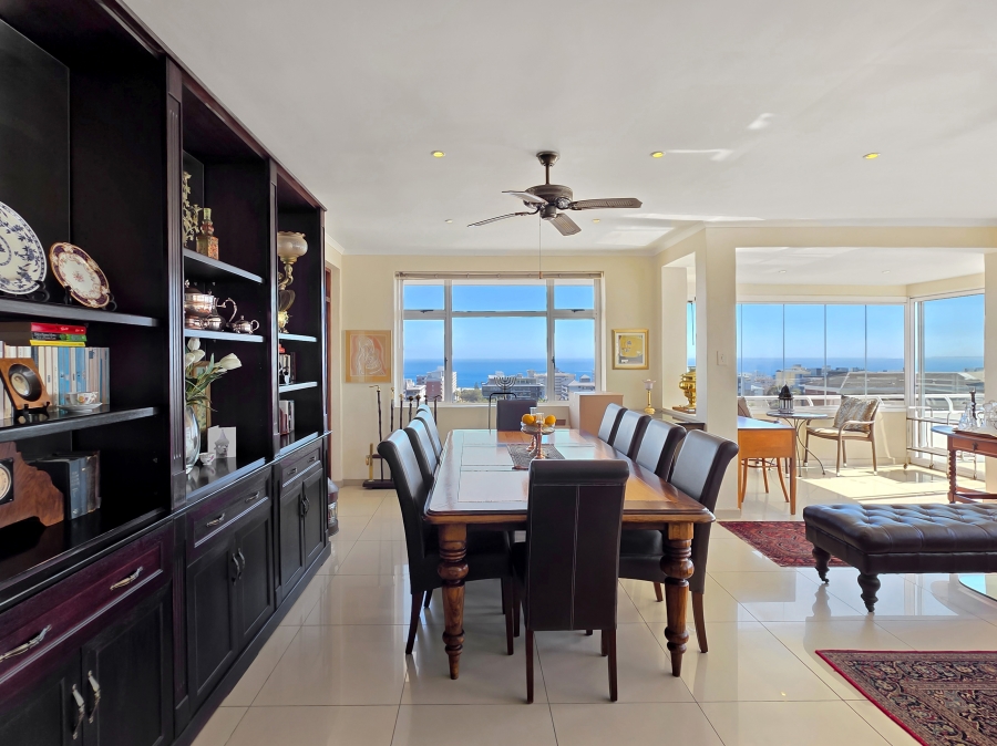 2 Bedroom Property for Sale in Sea Point Western Cape